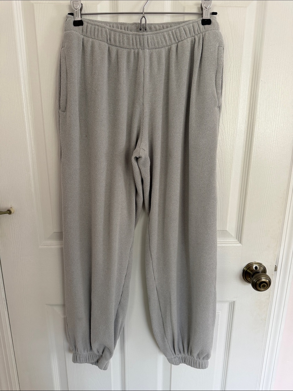 Women’s Cozy Knit Jogger Pants - Light Gray